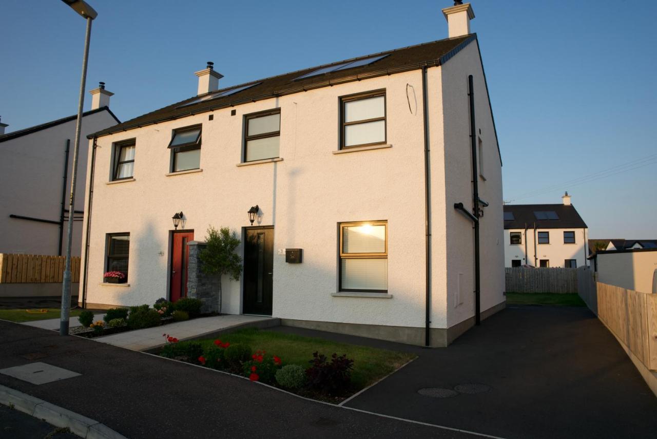 Modern 3 Bedroom Coastal Home Newry Eksteriør billede