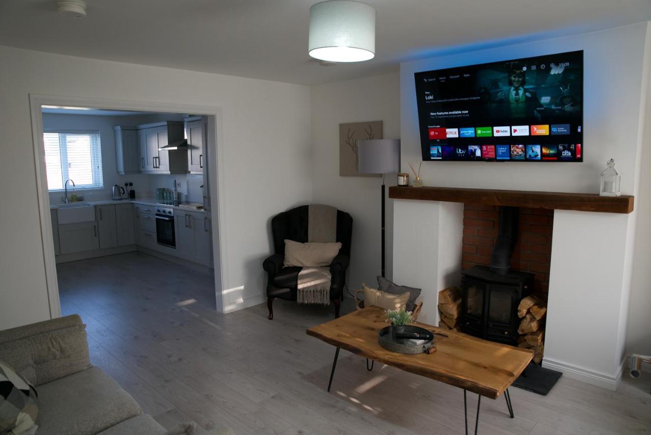 Modern 3 Bedroom Coastal Home Newry Eksteriør billede